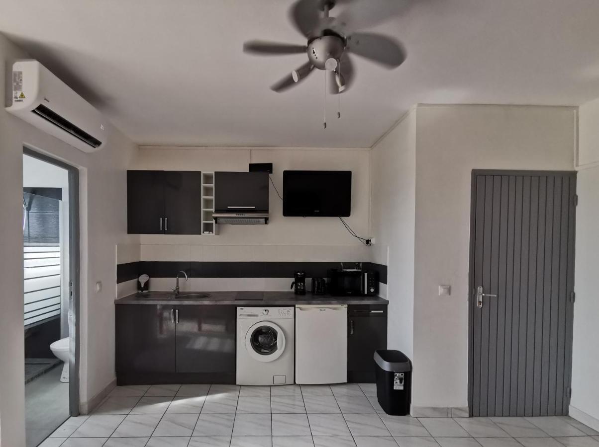 Appartement Vue Mer Et Montagne A 100M De La Plage Le Gosier  Luaran gambar